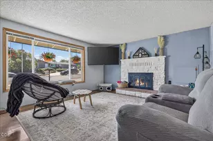 1825 Hybiscus St, Medford, OR 97504 - Photo 6