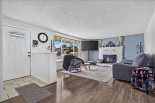 1825 Hybiscus St, Medford, OR 97504 - Photo 4