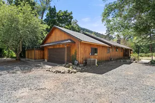 13535 Hwy 238, Applegate, OR 97530 - Photo 6