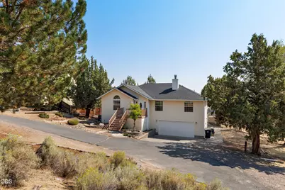 3244 SW 34th Street, Redmond, OR 97756 - Photo 2