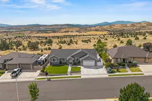 236 Skyridge Dr, Klamath Falls, OR 97603 - Photo 60