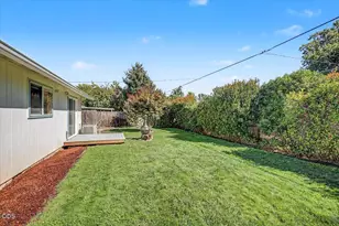 1725 Howell Ave, Medford, OR 97501 - Photo 28
