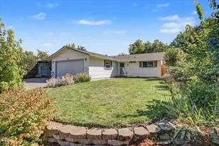 1725 Howell Ave, Medford, OR 97501 - Photo 34