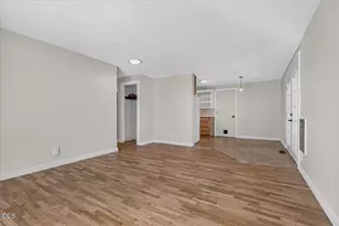 1725 Howell Ave, Medford, OR 97501 - Photo 14