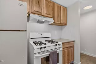 1725 Howell Ave, Medford, OR 97501 - Photo 10