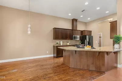 642 Sheffield Drive, Eagle Point, OR 97524 - Photo 8