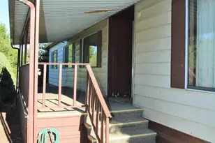 3500 Summers Ln, Klamath Falls, OR 97603 - Photo 2