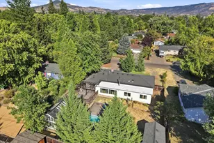 416 Ardmore Ave, Medford, OR 97504 - Photo 52