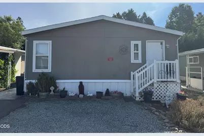 1246 2nd Avenue #UNIT 16, Gold Hill, OR 97525 - Photo 2