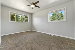 3267 Hope St, Klamath Falls, OR 97603 - Photo 36
