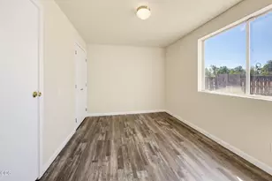 2252 Fowler Ln, Medford, OR 97502 - Photo 30