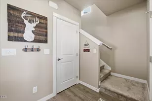 642 N Willitts St, Sisters, OR 97759 - Photo 22