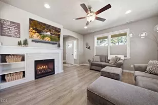642 N Willitts St, Sisters, OR 97759 - Photo 8