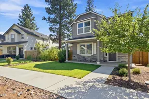 642 N Willitts St, Sisters, OR 97759 - Photo 4