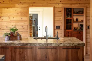 22311 McArdle Rd, Bend, OR 97702 - Photo 20