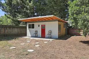 438 NE Flint St, Grants Pass, OR 97526 - Photo 28