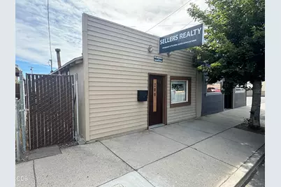 200 E Main Street, Klamath Falls, OR 97601 - Photo 1