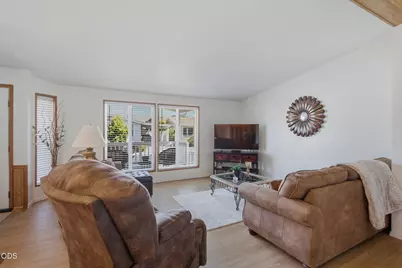 300 Winston Drive, Grants Pass, OR 97526 - Photo 8