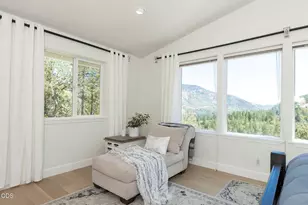 530 Greens Creek Rd, Grants Pass, OR 97527 - Photo 18