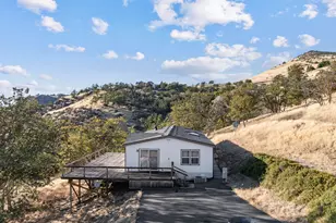 3150 Butler Creek Rd, Ashland, OR 97520 - Photo 2