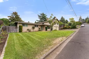 1058 Linda Ave, Ashland, OR 97520 - Photo 2