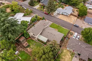 1058 Linda Ave, Ashland, OR 97520 - Photo 46