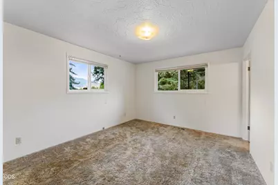 1058 Linda Avenue, Ashland, OR 97520 - Photo 16