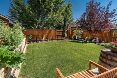 3434 NW Dogwood Avenue, Redmond, OR 97756 - Photo 16