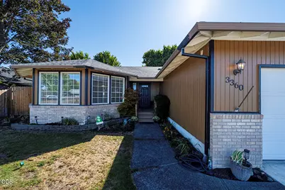 3360 Wellington Drive, Medford, OR 97504 - Photo 6