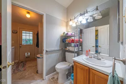 403 Black Tail Lane, Shady Cove, OR 97539 - Photo 4