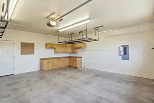 2238 NW Oak Ave, Redmond, OR 97756 - Photo 54