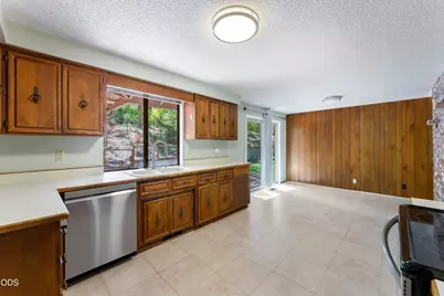 340 Dawn Allan Drive, Grants Pass, OR 97527 - Photo 6