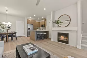 20740 SE Scout Pl, Bend, OR 97702 - Photo 2