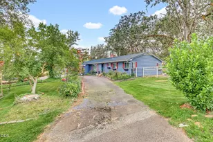 1921 Old Military Rd, Medford, OR 97502 - Photo 60