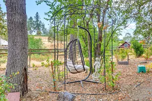 1921 Old Military Rd, Medford, OR 97502 - Photo 46
