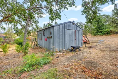 1921 Old Military Road, Medford, OR 97502 - Photo 54