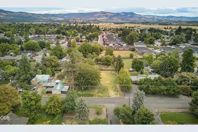 0 S Peach Street, Medford, OR 97501 - Photo 24