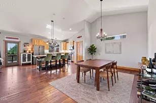 1890 Murrelet Dr, Redmond, OR 97756 - Photo 8