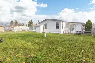 1646 Darin Dr, Grants Pass, OR 97527 - Photo 26