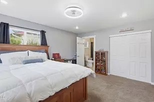 1334 SW Isham St, Grants Pass, OR 97526 - Photo 18