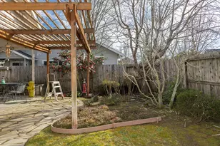 1150 Angler Ln, Grants Pass, OR 97527 - Photo 20