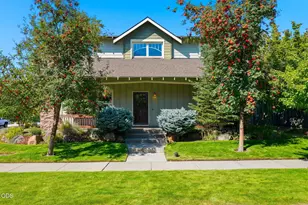 20256 Halfway Rd, Bend, OR 97703 - Photo 2