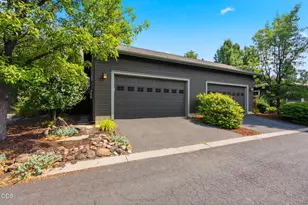 1683 NW Lewis St, Bend, OR 97703 - Photo 34
