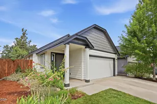 612 SE Gleneden Place, Bend, OR 97702 - Photo 2