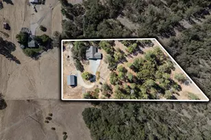 94 Jacksonville Reservoir Rd, Jacksonville, OR 97530 - Photo 2