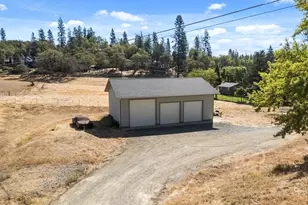94 Jacksonville Reservoir Rd, Jacksonville, OR 97530 - Photo 36