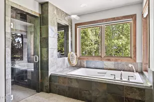 56680 Lunar Dr, Bend, OR 97707 - Photo 24