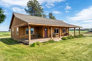 68912 Holmes Rd, Sisters, OR 97759 - Photo 12