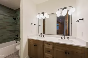 18211 Basalt Ln, Bend, OR 97707 - Photo 50