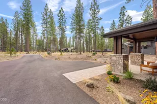 18211 Basalt Ln, Bend, OR 97707 - Photo 6